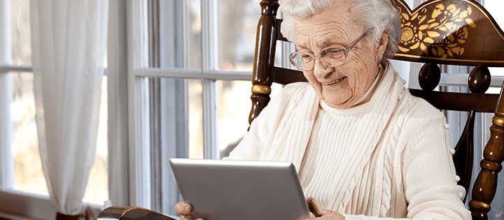 Abuela_tablet
